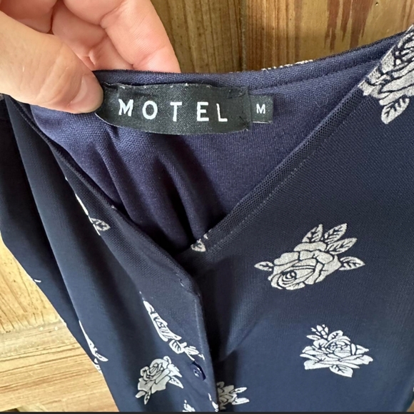 Motel Rocks button down Maxi Dress - Picture 2 of 3